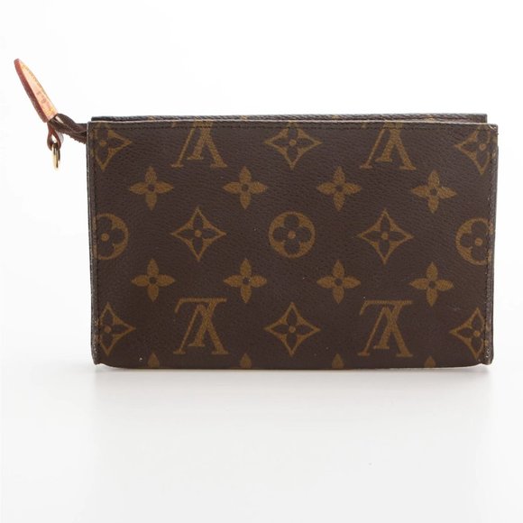 Louis Vuitton Poche Toilette in Monogram Canvas - Picture 2 of 8